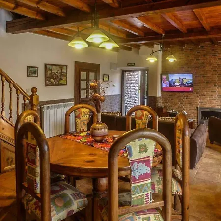 Prázdninový dům Casa De Aldea Casa Dora